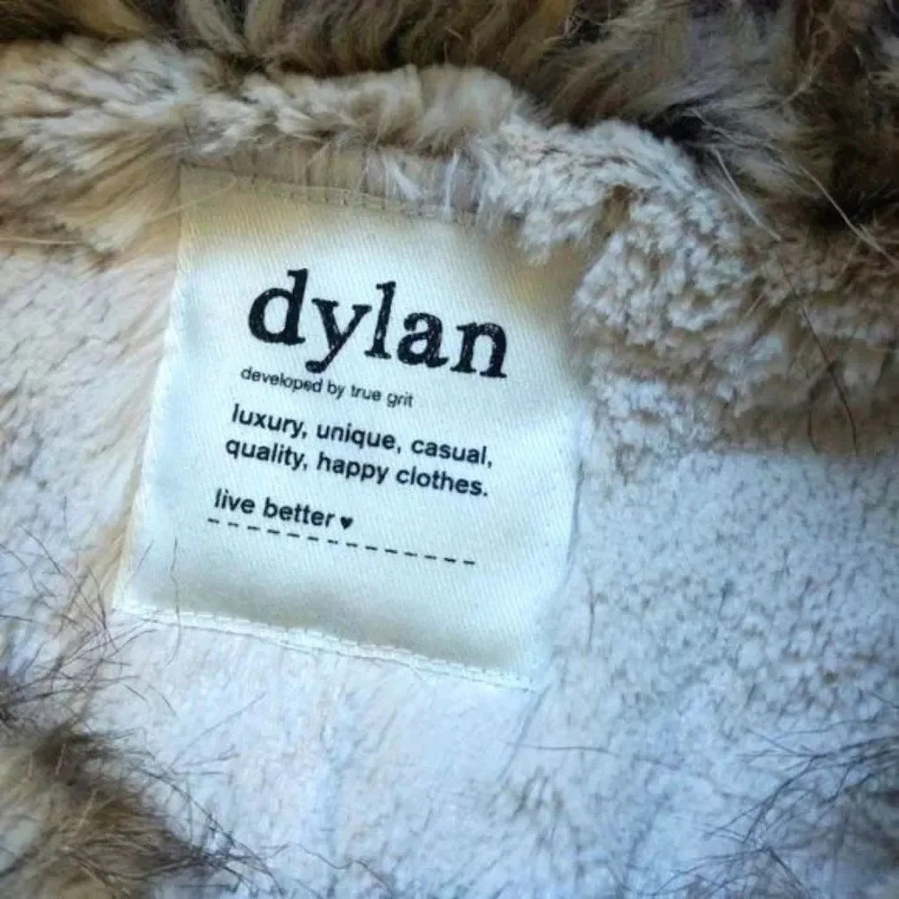 Dylan by True Grit Vest Faux Fur Collar Gray Button Front Winter Cozy XS